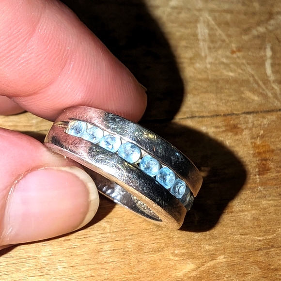 Vintage Blue Topaz Ring Channel Set in 925 Sterling Silver Size 6.75 - Picture 1 of 2